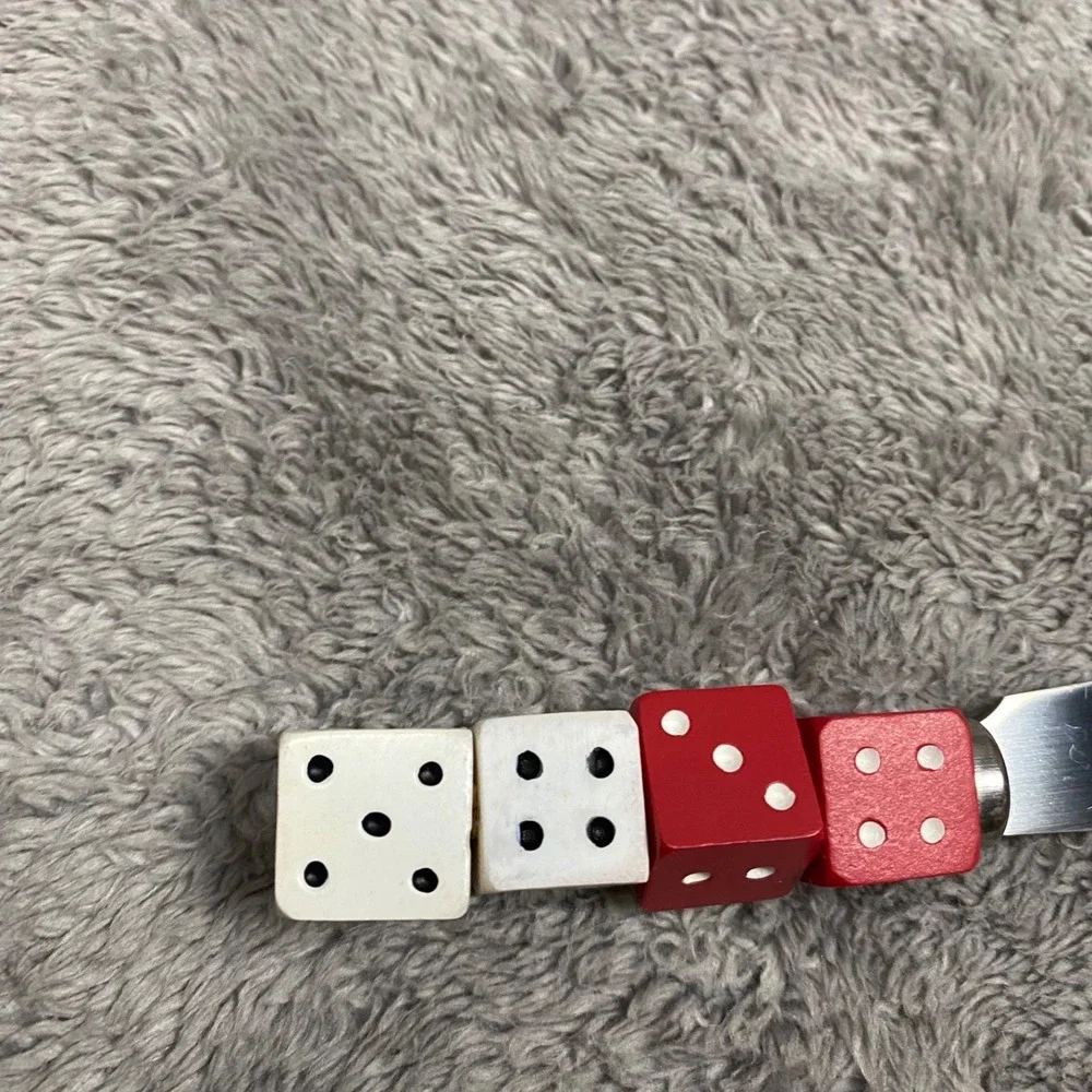 Boston Warehouse Dice & Poker Chips Spreader